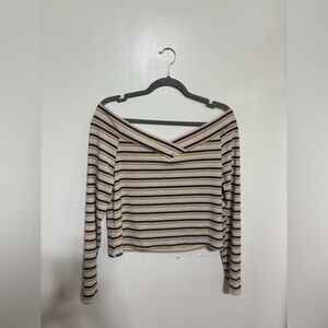 women’s Arizona cropped off the shoulder long sleeve shirt size XL